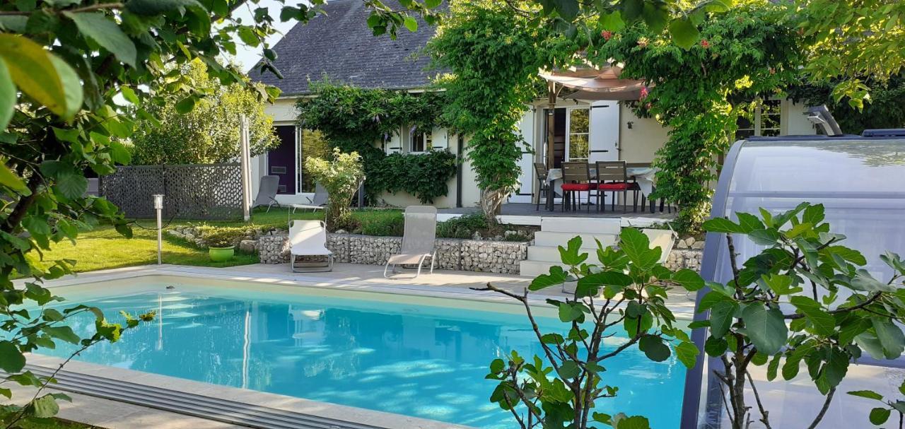 Au Coeur Du Bien Etre, Chambre D'Hotes Avec Piscine Chauffee Et Couverte, Spa, Sauna, Massages Monteaux Εξωτερικό φωτογραφία