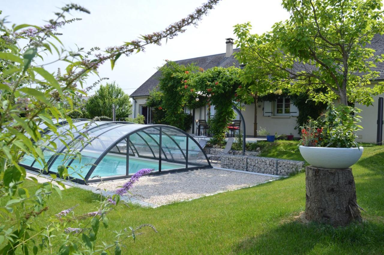 Au Coeur Du Bien Etre, Chambre D'Hotes Avec Piscine Chauffee Et Couverte, Spa, Sauna, Massages Monteaux Εξωτερικό φωτογραφία